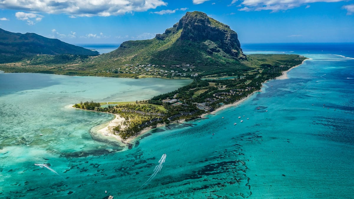 Everyday street scene in Mauritius