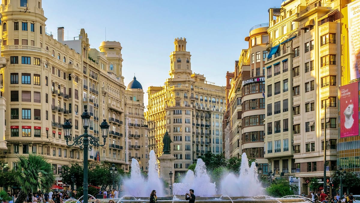Everyday street scene in Spain